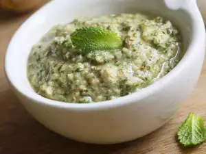 Basil, Olives and Zucchini Pesto