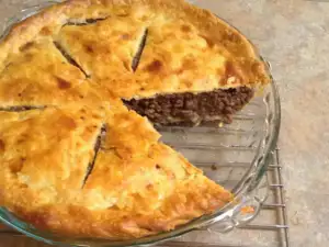 Appetizing Minced Meat Pie