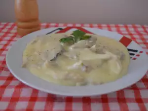 Chicken Fricassee with Eggs and Milk