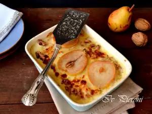 Baked Chicken with Cheeses and Pears