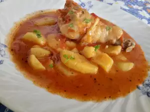 Tasty Chicken Stew with Potatoes