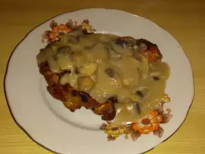 Fried Chicken Steaks with Mushroom Sauce