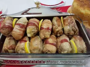 Chicken Rolls in Bacon