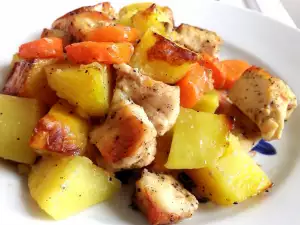 Chicken Fillet with Potatoes and Carrots