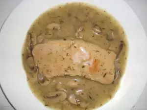 Super Tasty Chicken Fillets with Mushroom Sauce