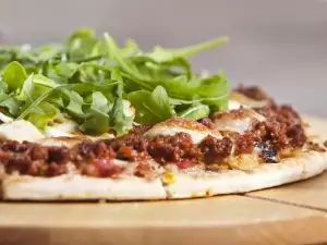 Bolognese Pizza