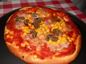 Fast Pizza with Minced Meat