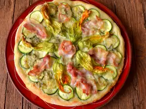 Zucchini and Bacon Pizza