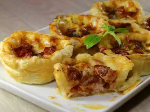 Pizza Muffins with Puff Pastry