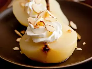 Pears with Wine Sauce