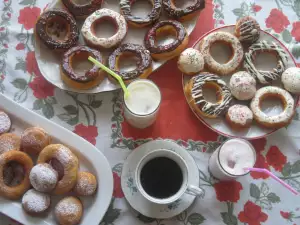 Easy Donuts with Yogurt