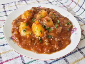 Meatless Stew in a Pan