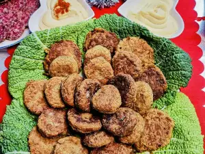 Red Lentil and Bulgur Patties