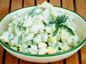 The Perfect Summer Potato Salad in 10 Steps