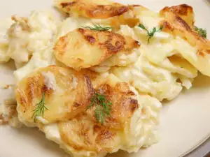 Potatoes with Cream and Dill