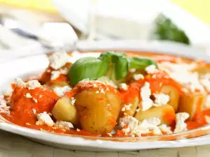 Potatoes with Tomato Sauce and Feta Cheese