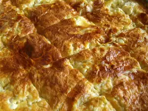 Phyllo Pastry Pie with Butter