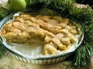 Festive Apple Pie