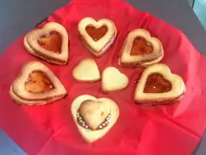 Festive Valentine’s Cookies