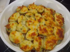 New Potatoes with Cheese, Dill and Garlic