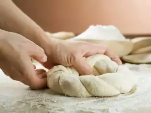 How to Knead Dough?