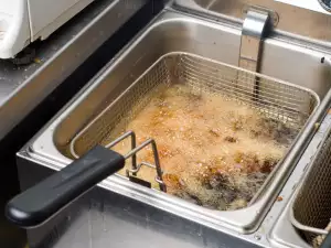 What oil is best for a deep fryer