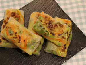 Spring Rolls with a Wonderful Sauce