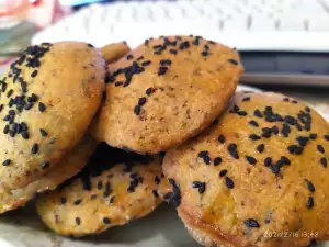 Savory Biscuits with Millet Flour, Chia and Sesame Seeds