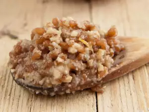 Boiled Wheat with Walnuts