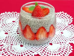 Chia and Strawberry Pudding