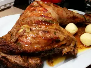 Roasted Turkey Legs with Garlic