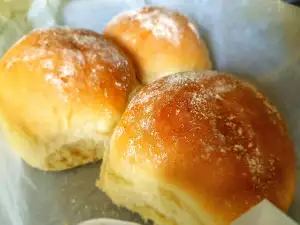 Fluffy Mini Bread Buns