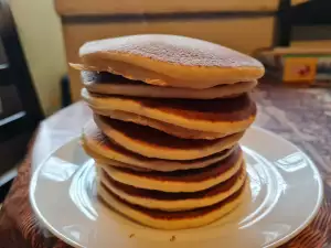 Fluffy American Pancakes