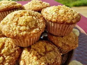 Fluffy Banana Muffins