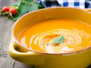 Pumpkin and Nutmeg Cream Soup