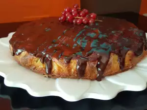 Apple Cake with Chocolate Glaze