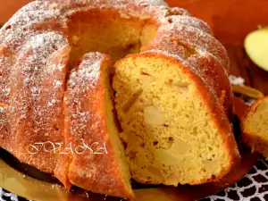 Apple Cake with Yogurt