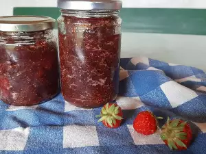 Strawberry Jam with Mint