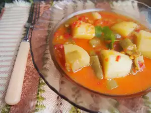 Green Beans and Potato Stew