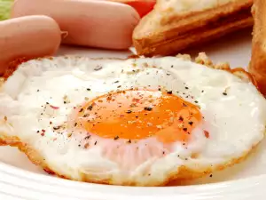 sunny side up eggs