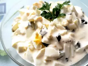 Egg Salad with Mayonnaise and Pickles