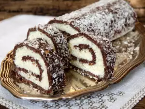 Raffaello Roll with Biscuits