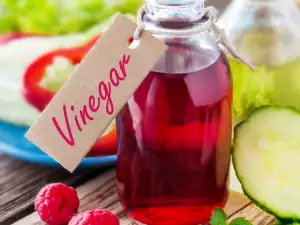 Homemade Raspberry Vinegar