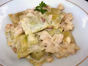 Ravioli with Cream and Porcini Mushrooms