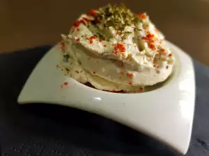 Cream Cheese, Cottage Cheese and Mayonnaise Spread