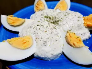 Quick White Cheese Spread for Guests