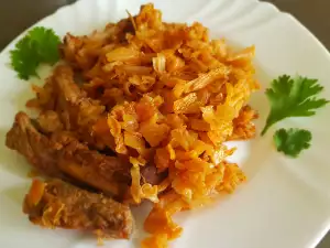 Exquisite Pork Ribs with Sauerkraut