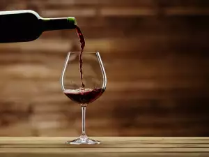 Wine Aging and How Wine Ages