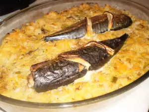 Mackerel Casserole with Sauerkraut and Rice