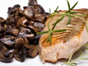 Oven Grilled Salmon with Mushrooms